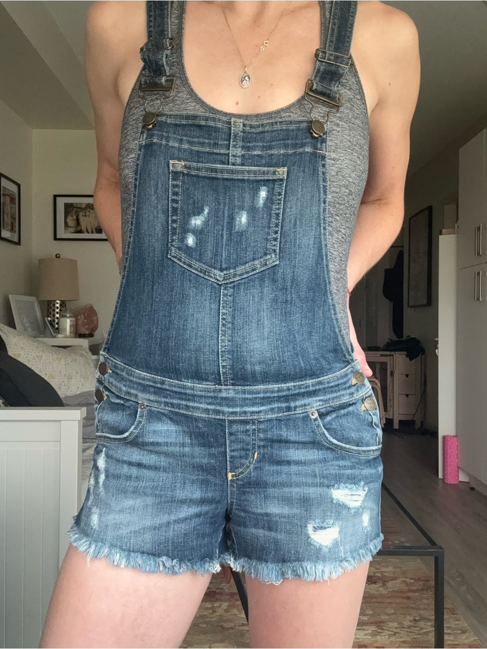 GUESS Distressed Denim Shortalls Raw Hem Overall Shorts Small S